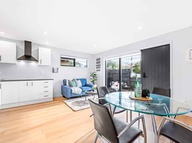 71A Shakespeare Avenue, Trentham