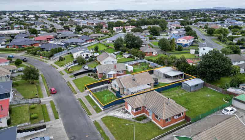 54 Conway Crescent, Glengarry