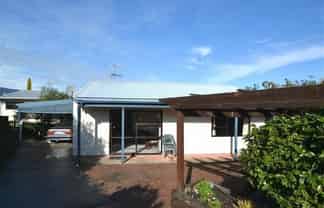 2/83 Golf Road, Tahunanui