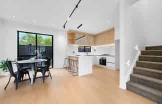 2/23 Wanaka Place, Pakuranga Heights