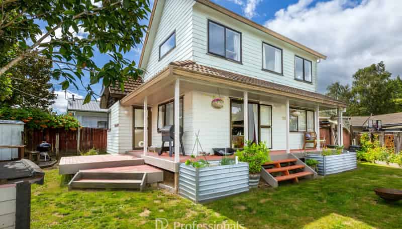 25b Memphis Grove, Totara Park