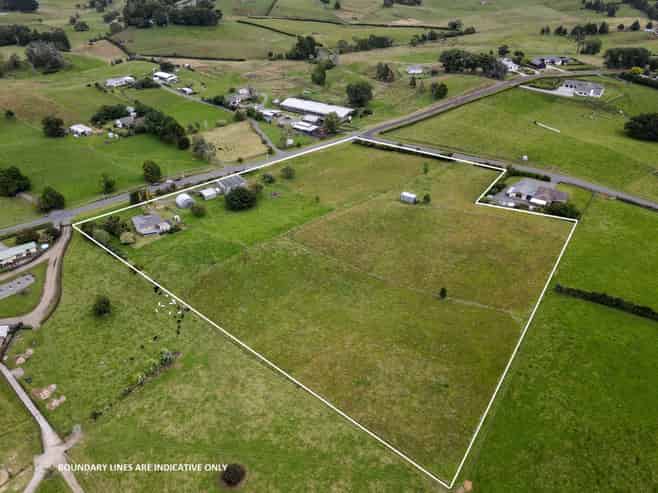 101 Willis Road, Ngahinapouri