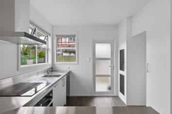 1/660 Gladstone Road, Te Hapara