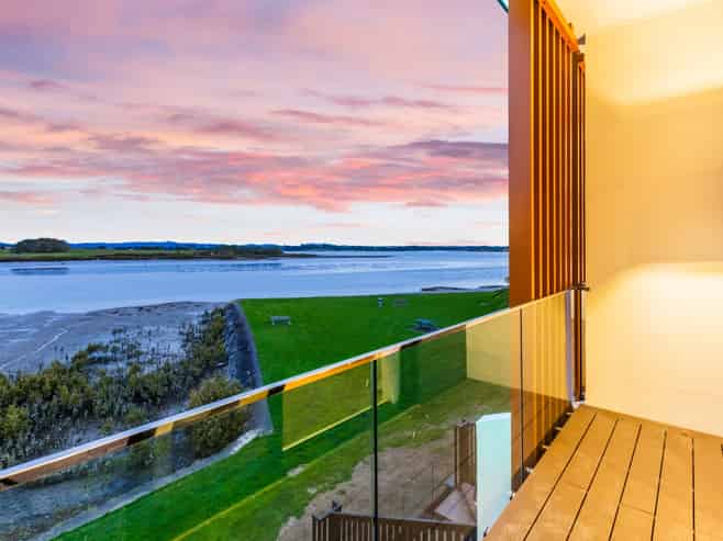 10/21 Hazards Road, Weymouth