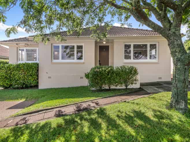 7 Temple Street, Meadowbank