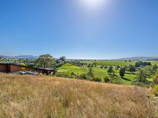 22 Golf View Close, Fairhall