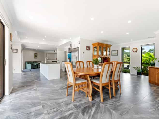 13 & 13a Te Awa Place, Red Beach