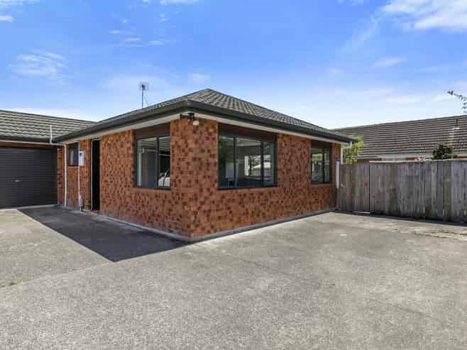 30A and B Ararino Street, Trentham
