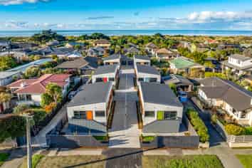 5/381 Pine Avenue, South New Brighton