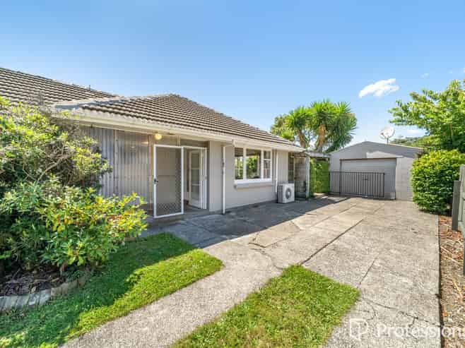 2/314 Fergusson Drive, Heretaunga