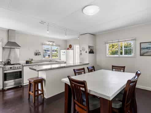 101 Clawton Street, Westown