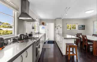 101 Clawton Street, Westown