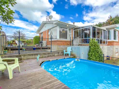 109 Main Road, Tirau
