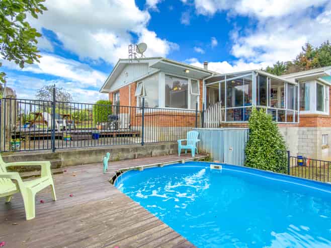 109 Main Road, Tirau