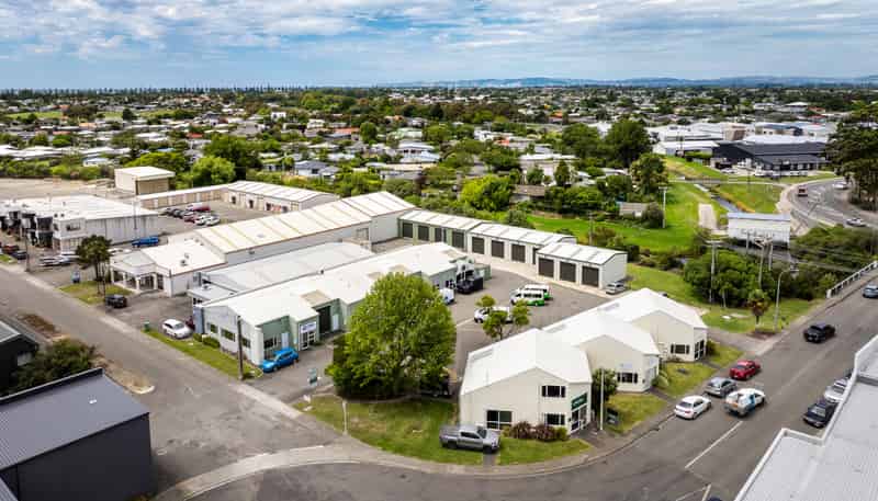 68-86 Ford Road, Onekawa