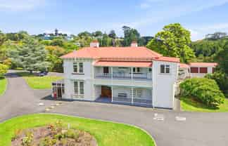 14 Hillside Terrace, Saint Johns Hill