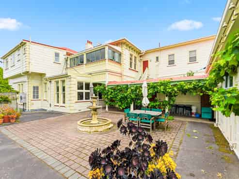 14 Hillside Terrace, Saint Johns Hill