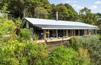 198 Scenic Drive, Titirangi