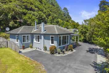 710 Main Road North, Te Marua