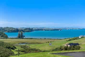 8 Konei Place, Okura Bush