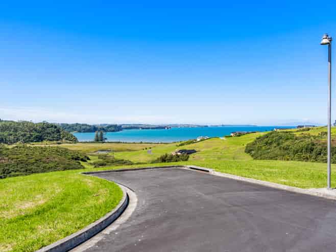 8 Konei Place, Okura Bush