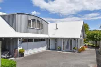 21A Iles Road, Lynmore