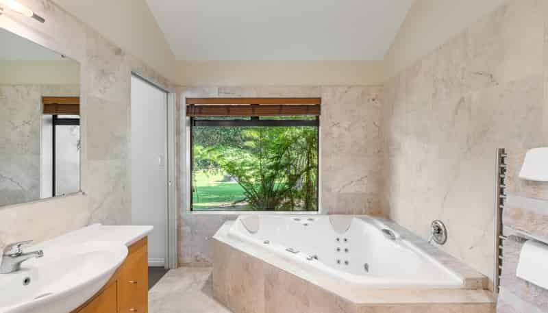 82 Opoutere Road, Opoutere