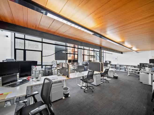 STRATEGIC CORNER POSITION
