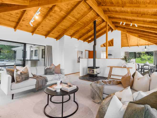 31 Noeleen Street, Glenfield