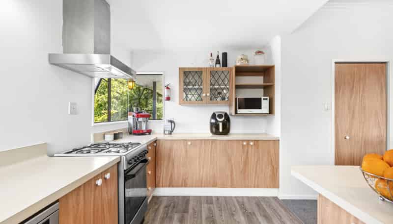 444 Paton Road, Hope