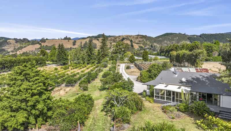 444 Paton Road, Hope