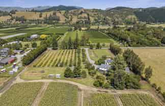 444 Paton Road, Hope