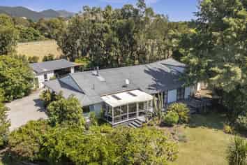 444 Paton Road, Hope