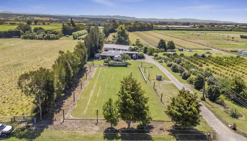 444 Paton Road, Hope