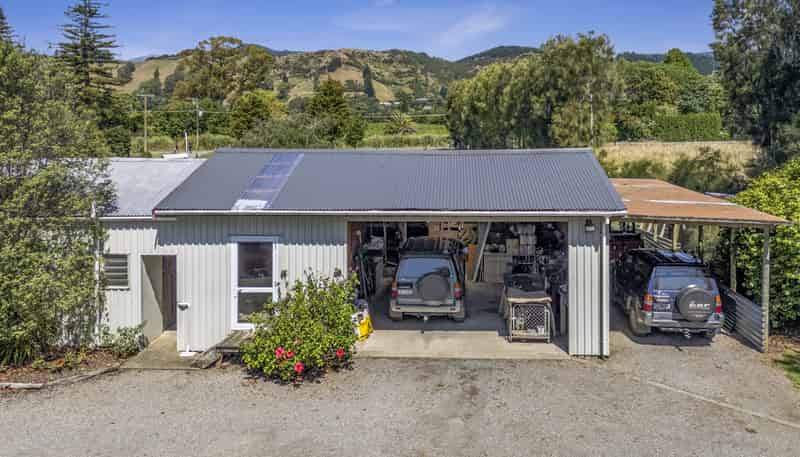 444 Paton Road, Hope