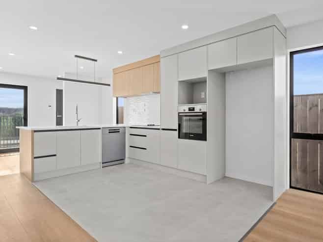 8 Harikoa Way, Karaka