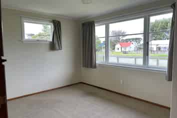 59  Kauae Street, Manaia