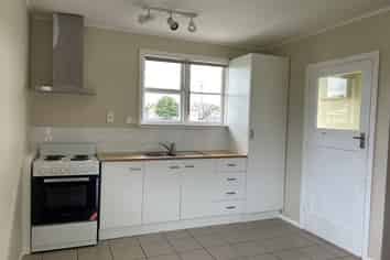 59  Kauae Street, Manaia