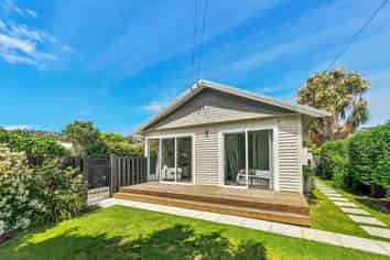 24 Riverview Street, Beckenham