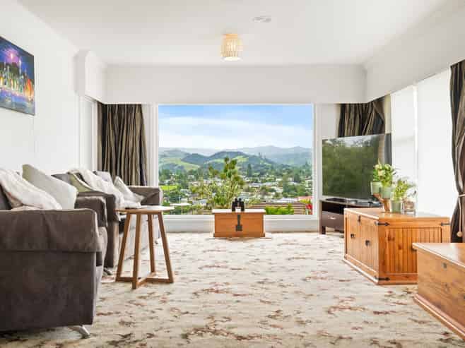 15 Denby Crescent, Tikipunga