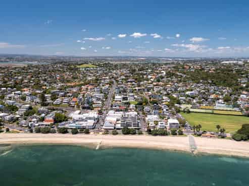 4 Keys Terrace, St Heliers