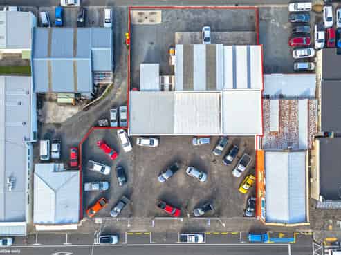 Strategic Thames commercial and retail