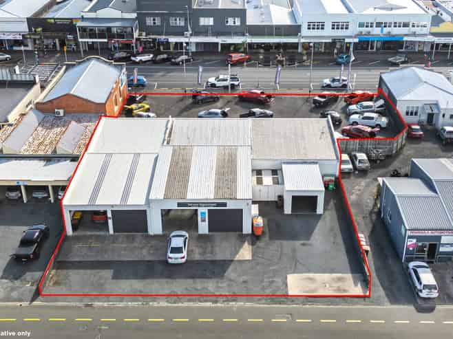 Strategic Thames commercial site