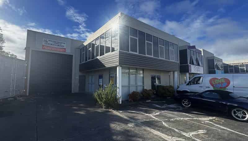 Unit F/4 William Pickering Drive, Albany