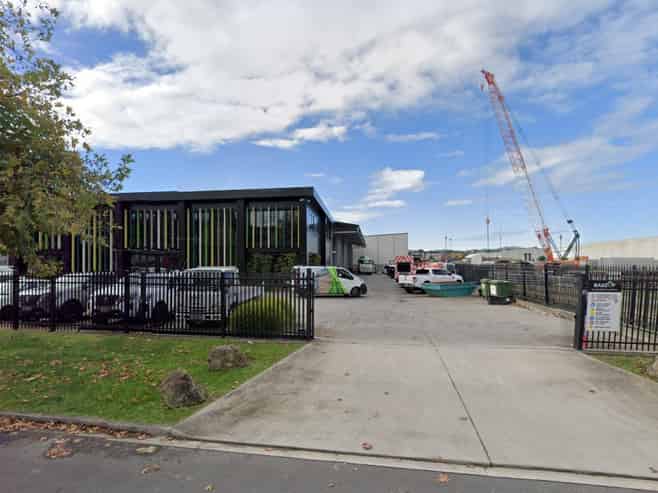 Premium Tauriko office/warehouse