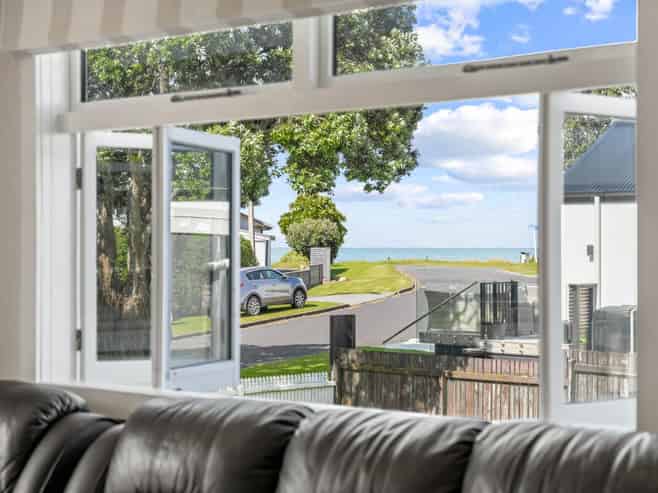 9 Hinemoa Road, Waihi Beach
