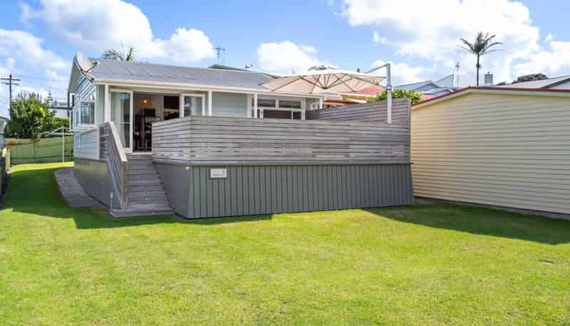 9 Hinemoa Road, Waihi Beach
