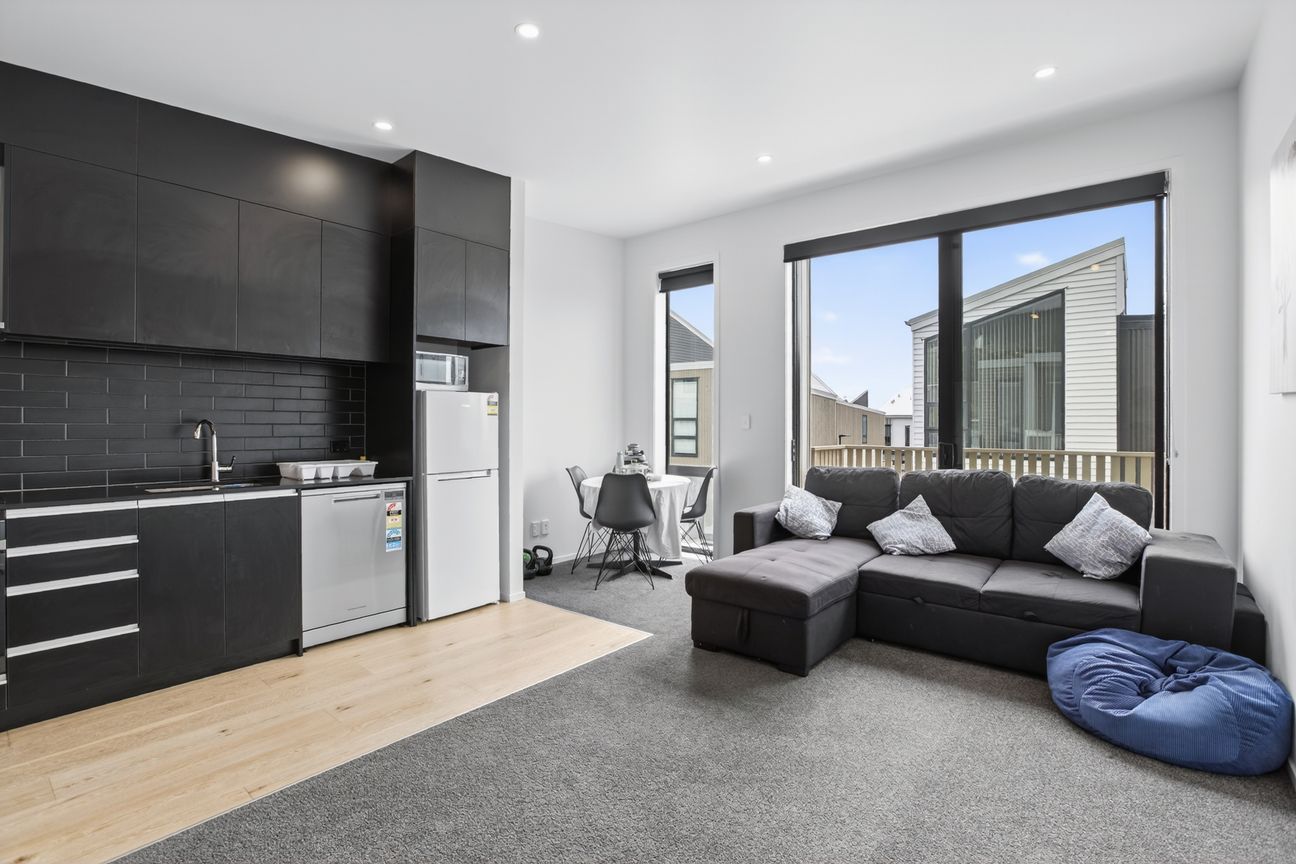 Modern 2-Bedroom Townhouse - Aanzicht 5