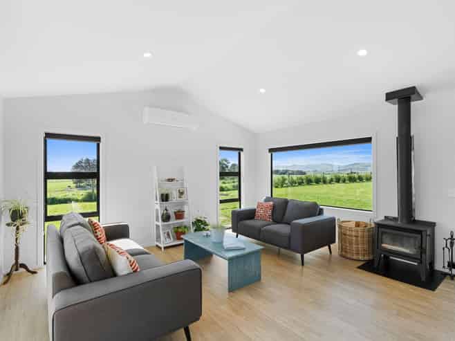 102 Kukutauaki Road, Koputaroa