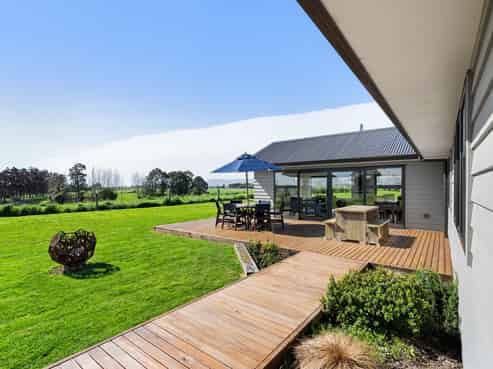 102 Kukutauaki Road, Koputaroa